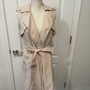 BEBE Sleeveless Trench Vest - Light Beige